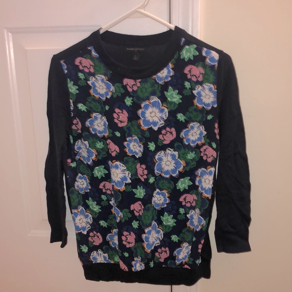 Banana Republic top, size small